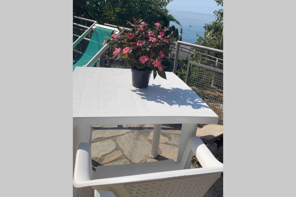 Alloggio Privato A 5 Min Dal Mare Apartment Borgio Verezzi Ngoại thất bức ảnh